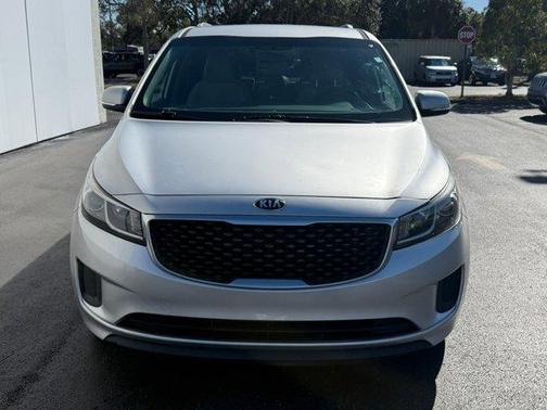 2016 Kia Sedona LX