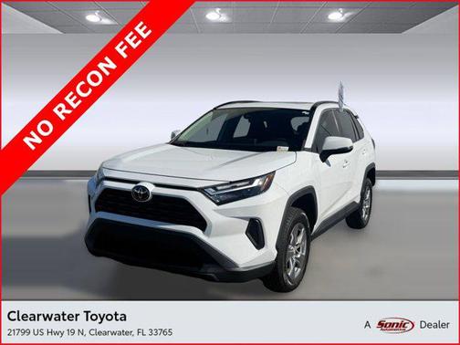 2023 Toyota RAV4 XLE