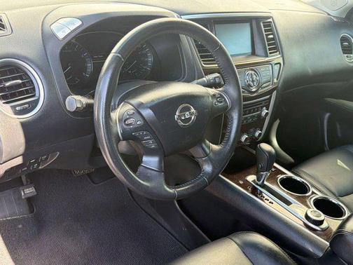 Super Black 2014 Nissan Pathfinder SL