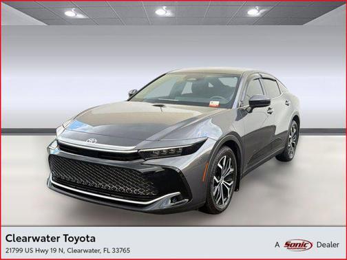 Magnetic Gray Metallic 2023 Toyota Crown Limited