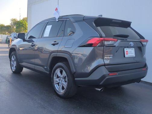 2024 Toyota RAV4 Hybrid LE