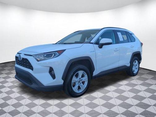 2021 Toyota RAV4 Hybrid XLE
