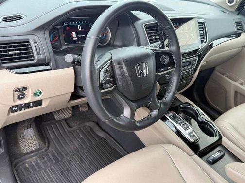 2021 Honda Pilot Touring 8-Passenger