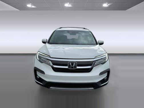 2021 Honda Pilot Touring 8-Passenger