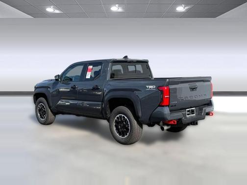 2026 Toyota Tacoma Hybrid TRD Off Road