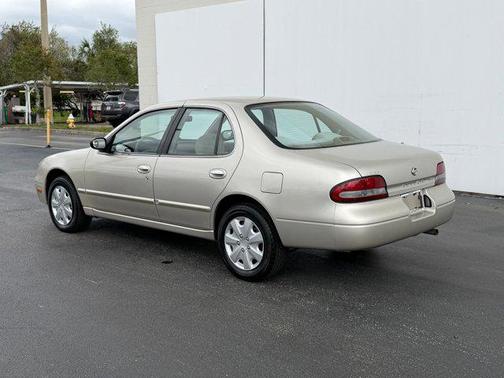 1995 Nissan Altima SE