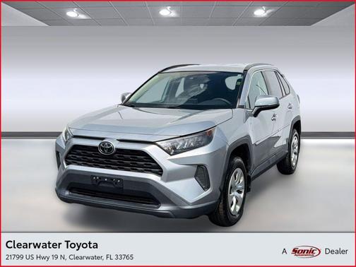 Silver Sky Metallic 2019 Toyota RAV4 LE