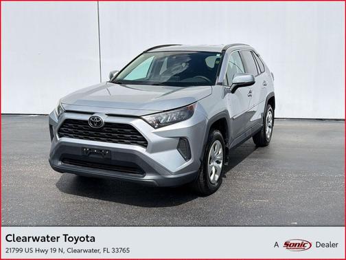Silver Sky Metallic 2019 Toyota RAV4 LE