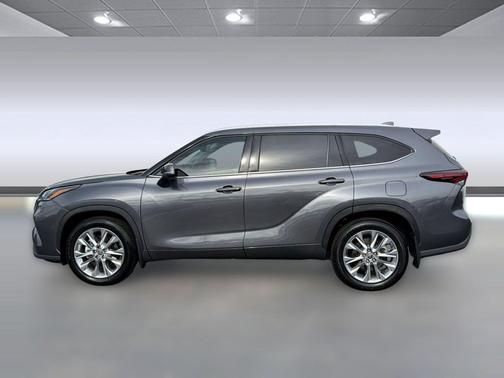 Magnetic Gray Metallic 2024 Toyota Highlander Limited