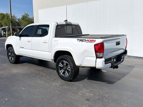 Super White 2017 Toyota Tacoma TRD Sport