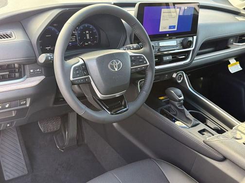 Wind Chill Pearl 2026 Toyota Grand Highlander Limited