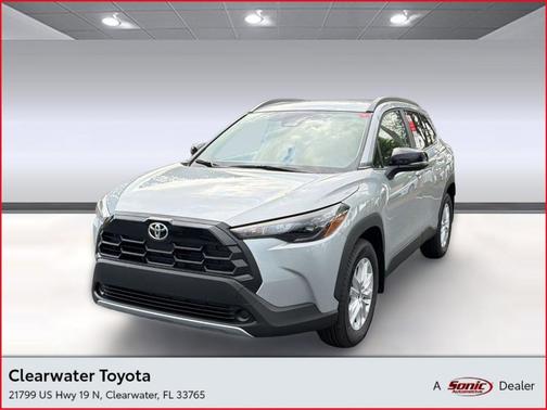 0D10 2026 Toyota Corolla Cross LE