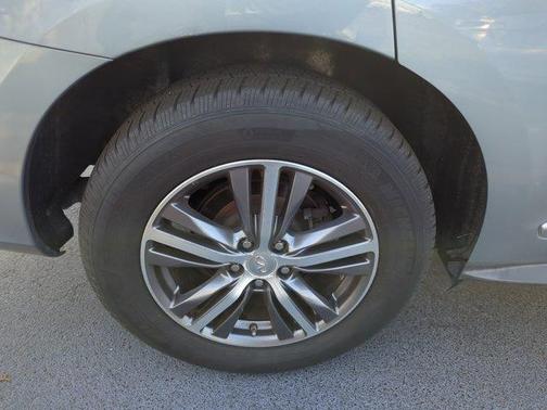 2017 INFINITI QX60 Base