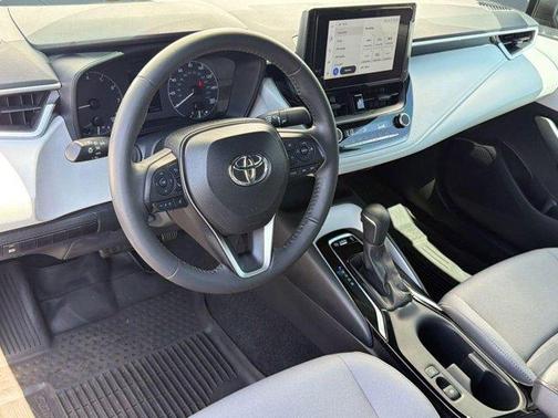 Midnight Black Metallic 2024 Toyota Corolla SE