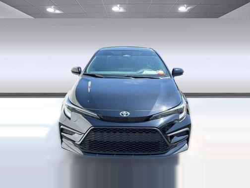Midnight Black Metallic 2024 Toyota Corolla SE