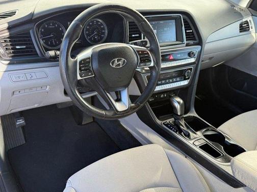 2019 Hyundai SONATA SEL