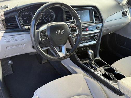 2019 Hyundai SONATA SEL