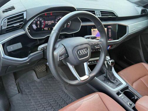 2021 Audi Q3 40 Premium