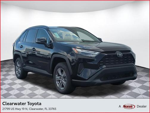 2025 Toyota RAV4 Hybrid XLE