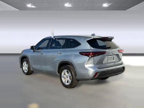 2021 Toyota Highlander L