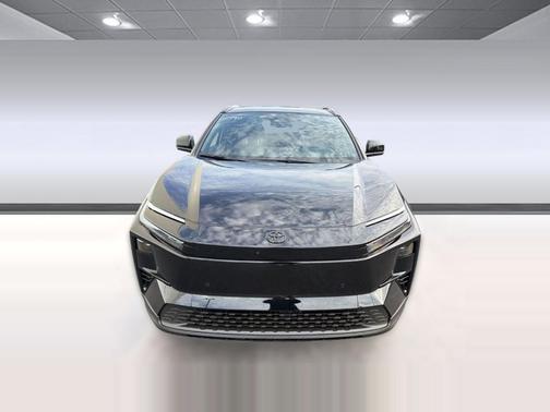 BLKMT 2026 Toyota C-HR XSE