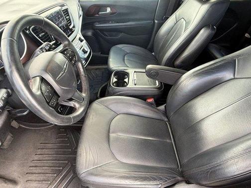2020 Chrysler Pacifica Touring-L Plus