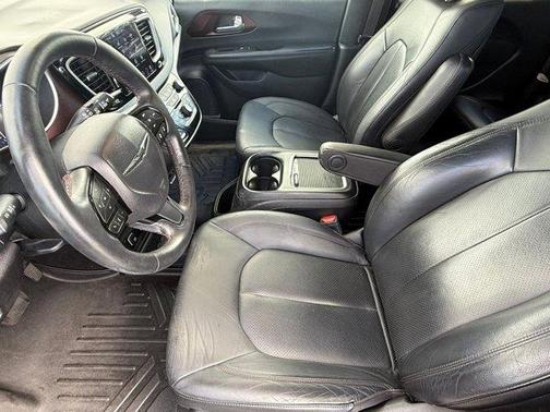 2020 Chrysler Pacifica Touring-L Plus