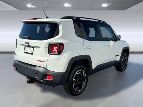 2017 Jeep Renegade Trailhawk