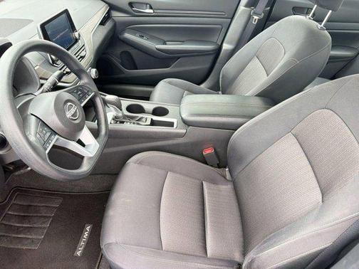 Gun Metallic 2025 Nissan Altima SV FWD