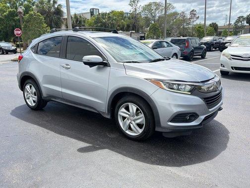 Lunar Silver Metallic 2019 Honda HR-V EX