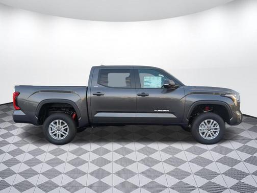 2025 Toyota Tundra SR