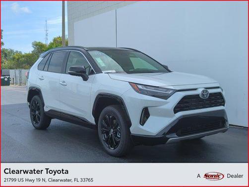 2025 Toyota RAV4 Hybrid SE