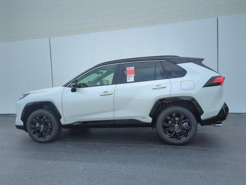 2025 Toyota RAV4 Hybrid SE