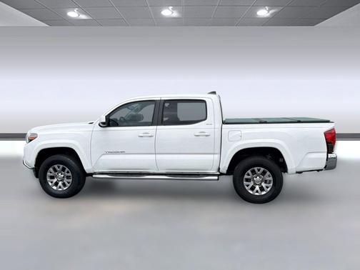 Super White 2018 Toyota Tacoma SR5
