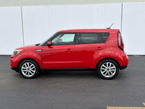 Inferno Red 2018 Kia Soul +