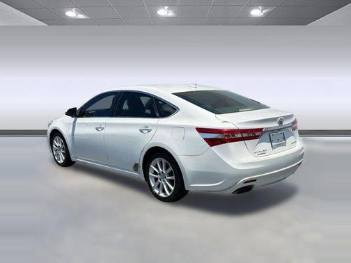 Tan 2014 Toyota Avalon Limited