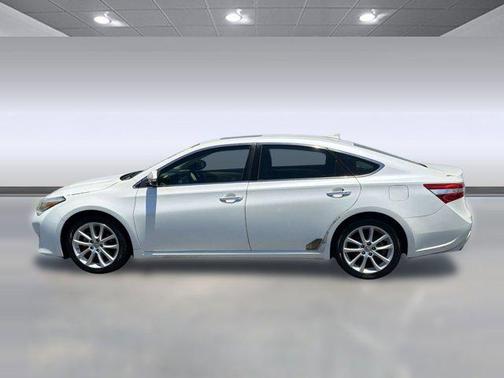 Tan 2014 Toyota Avalon Limited