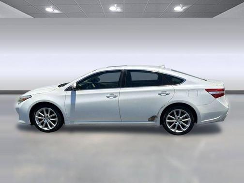 Tan 2014 Toyota Avalon Limited