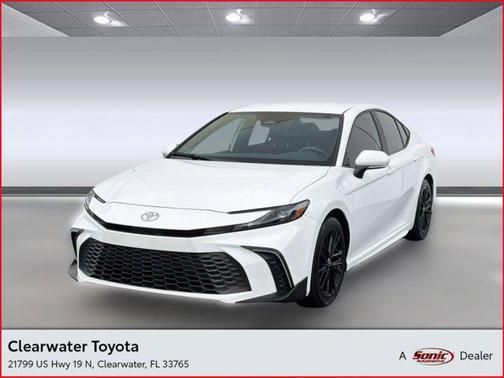 Ice Cap 2025 Toyota Camry SE