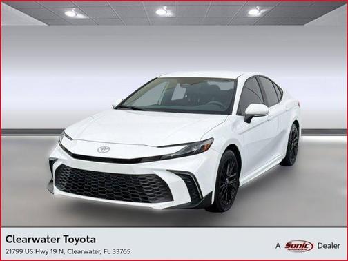 Ice Cap 2025 Toyota Camry SE