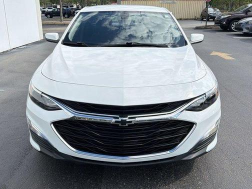 Summit White 2020 Chevrolet Malibu FWD RS