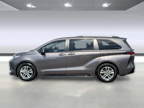 Predawn Gray Mica 2021 Toyota Sienna Limited 7-Passenger