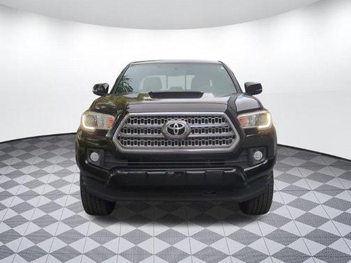 2016 Toyota Tacoma TRD Sport