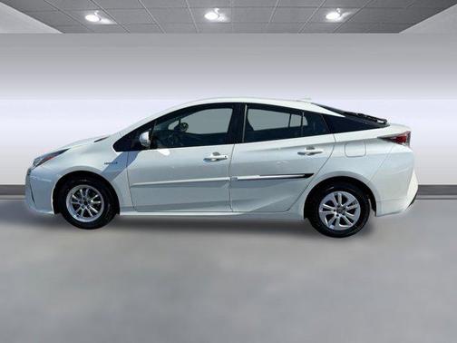 2016 Toyota Prius Two