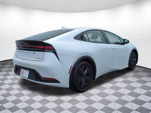 2023 Toyota Prius LE