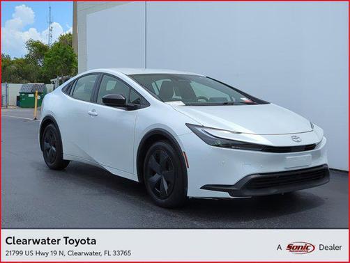 2023 Toyota Prius LE