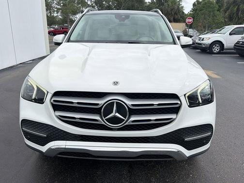 White 2022 Mercedes-Benz GLE 350 Base