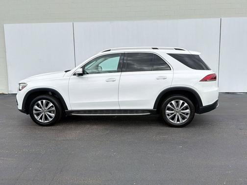 White 2022 Mercedes-Benz GLE 350 Base