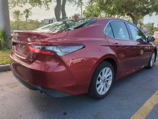 2022 Toyota Camry LE