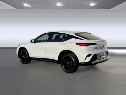 Summit White 2025 Buick Envista Sport Touring FWD